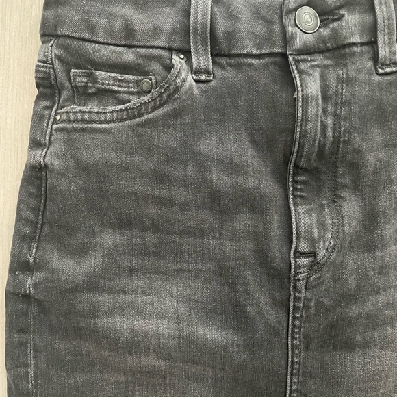 H&M High Waist Washed Black Stretchy “Embrace” Denim Skirt - New - Picture 5 of 6